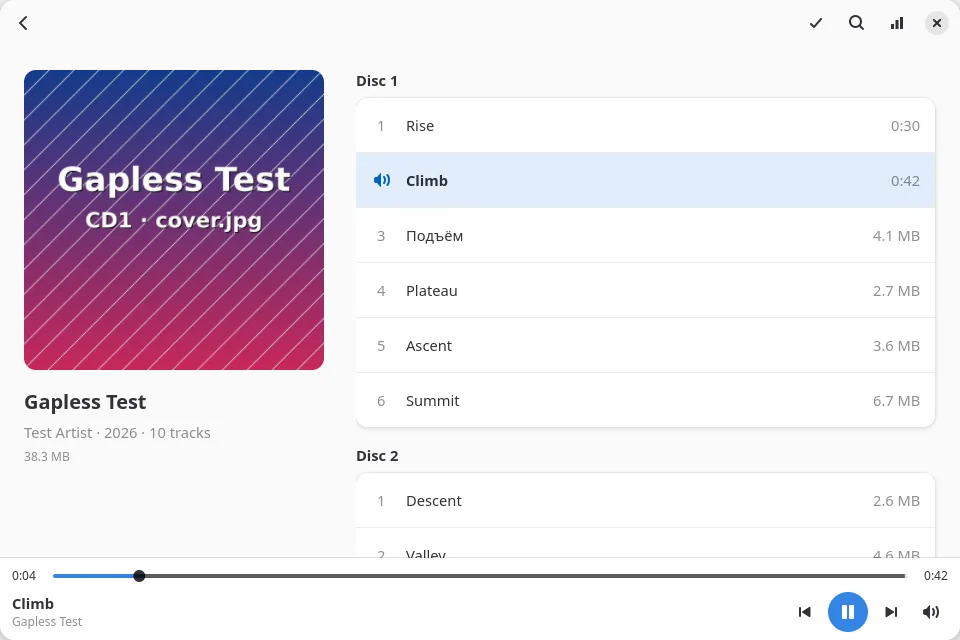 An album open in MagnetPlayer: cover, track list by disc and the player bar